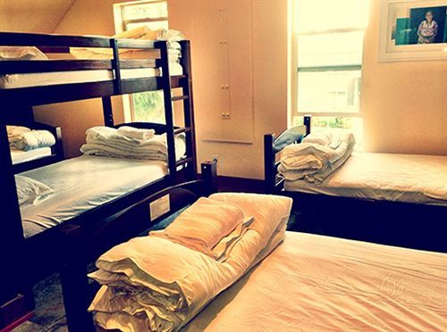 Whitefish Hostel Экстерьер фото